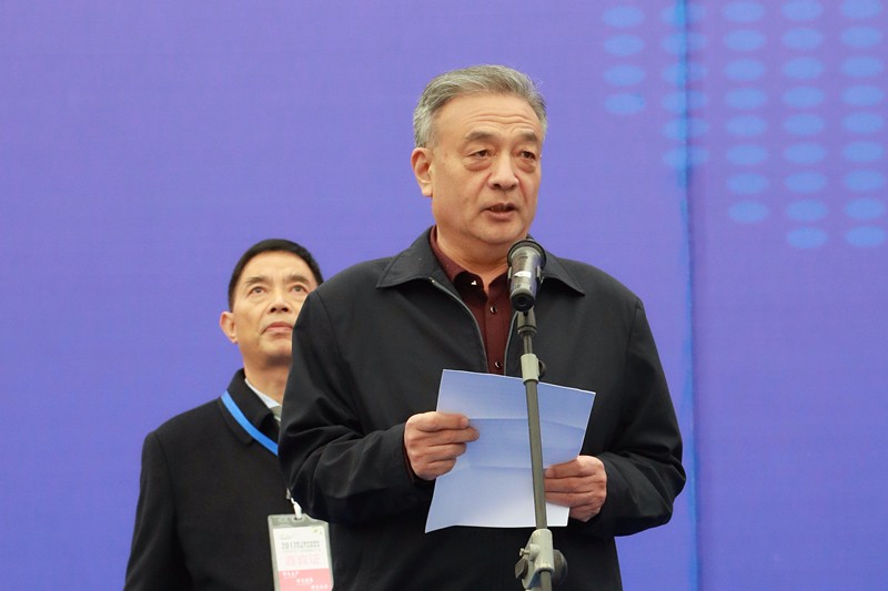 张道宏李冬玉出席2017第三届西安国际跳高高试玩工业展览会｜熊良虎致辞