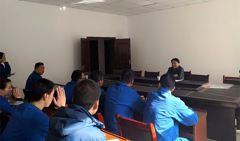 熊良虎在镇安污水处置惩罚厂宣讲十九大精神