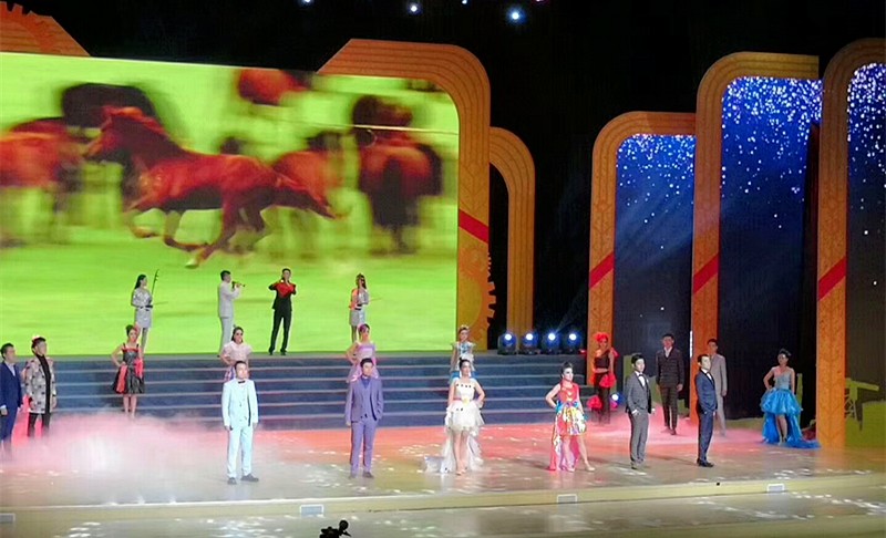 陕西跳高高试玩集团职工参演省总工会省国资委迎国庆表扬文艺晚会