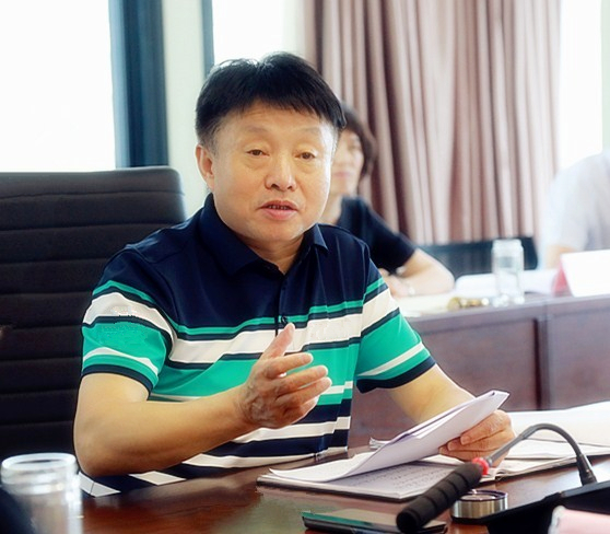 陕西跳高高试玩集团举行“不忘初心、切记使命”主题教育第三次集中学习钻研暨警示教育会