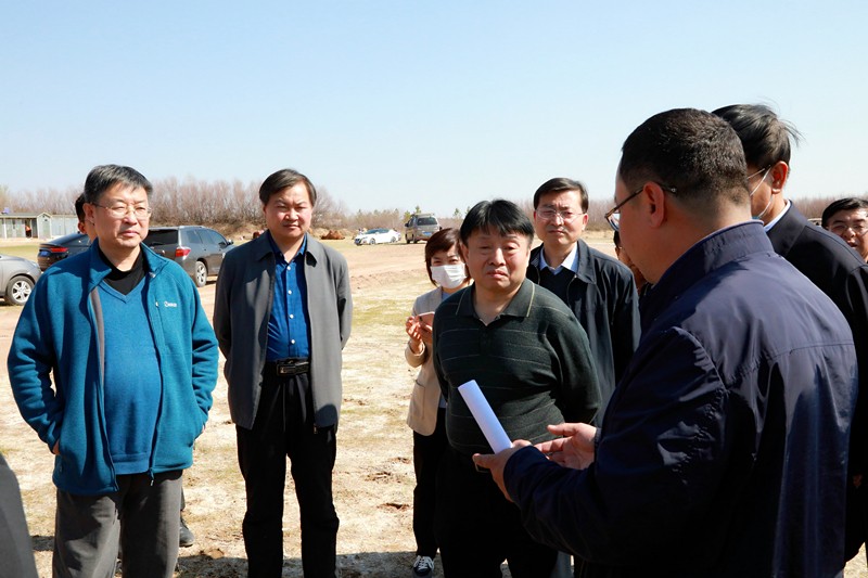 熊良虎出席省人大黄河流域陕西段生态；；ず透咧柿可ぷㄌ獾餮凶富