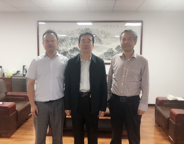 陕西跳高高试玩集团向导拜会西安科技大学王双明院士