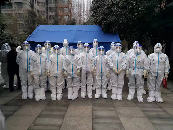 陕西跳高高试玩集团：暂时党支部全力买通群众生涯物资包管“最后一百米”